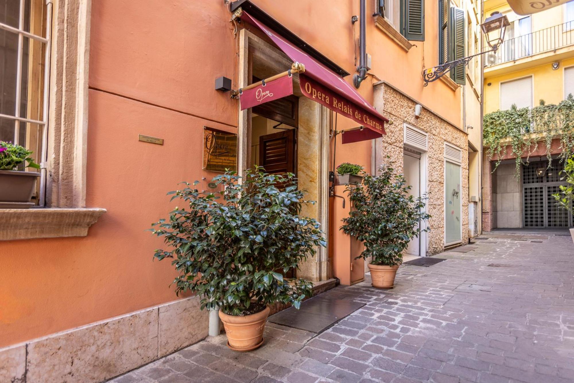 Opera Relais De Charme - Aparthotel Verona Eksteriør billede